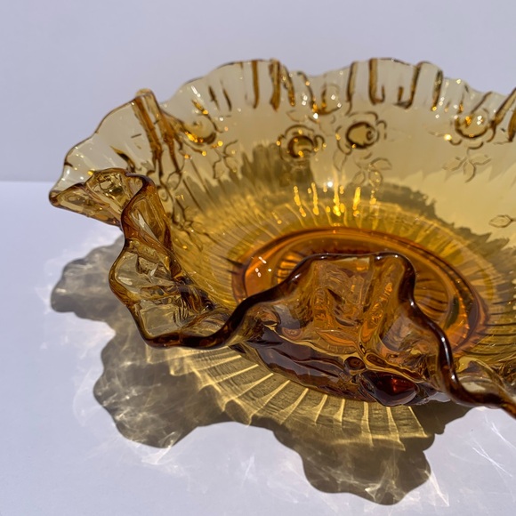 VTG Fenton Amber Glass Ruffled/Thumbprint Edge 9"x3.5" Bowl Cabbage Rose Pattern - Picture 5 of 8